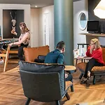 Апарт-отель Adagio Paris Porte De Versailles Исси-ле-Мулино