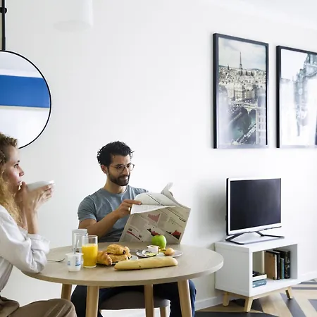 Aparthotel Adagio Porte De Versailles 4*