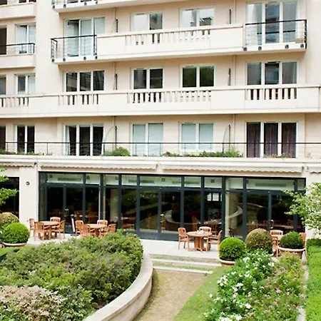 아파트호텔 Adagio Paris Porte De Versailles 4*