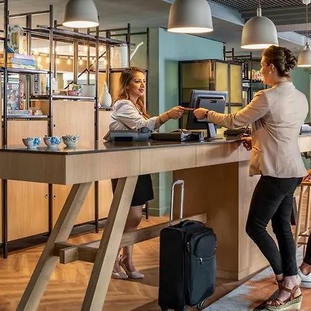 Adagio Porte De Versailles