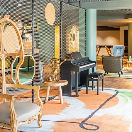 Adagio Porte De Versailles Apart Otel 4*