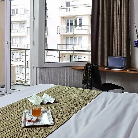 Adagio Porte De Versailles Apart-hotel