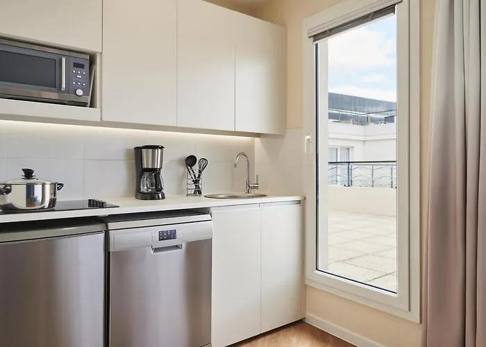 Adagio Paris Porte De Versailles Aparthotel 4*