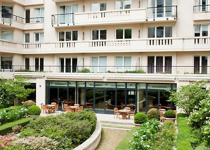 アパートホテル Adagio Paris Porte De Versailles 4*